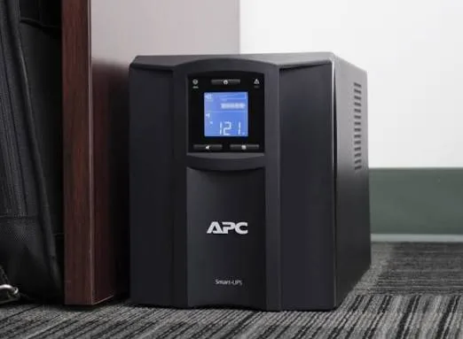 APC Smart-UPS C SMC1000IC 1000VA LCD Pure Sine Wave UPS in Kenya | City Gadgets Kenya