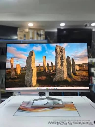 HP Series 5 524sw 23.8-Inch Full HD IPS 100Hz White Monitor in Kenya | City Gadgets Kenya